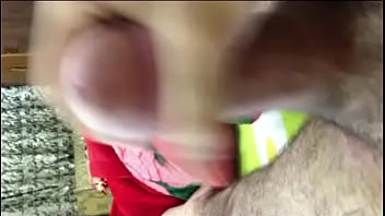 Preview 1 of Nachbarin Pee - my second cum for my love Sara mpeg4