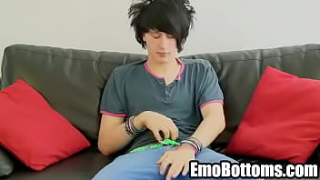 Preview 2 of Xxx Rashi Drama - Horny emo twink Alex Horler playing with himself
