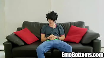 Preview 1 of Xxx Rashi Drama - Horny emo twink Alex Horler playing with himself