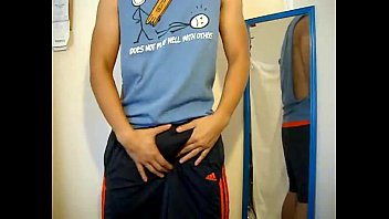 Preview 1 of Mom Witj Boy - boy da californiano gozando na cueca