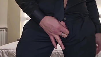 Preview 1 of Virgin Randi - ADORA SPUTARE SUL SUO GROSSO CAZZO E SBORRARE CON INTENSI GEMITI | CAZZO ITALIANO GROSSO SCHIZZA FORTE - APRI LA BOCCA E ASSAGGIA IL MIO CALDO SPERMA TROIA