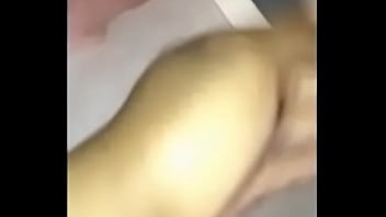 Preview 4 of Sexyhome Made Ironing Porn - Squirt Bonao Sacandole La Leche A Una Rikita