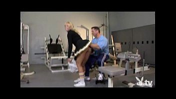 Preview 1 of Brutal Bbw Facesitting - Hot Cheerleader Fucked at the Gym!