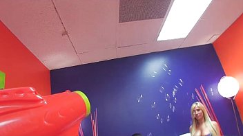 Preview 1 of American Gokkun Chelsea Rae - Taylor Vixen Bubbles BTS