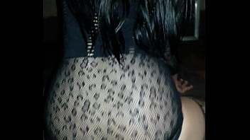 Preview 1 of Bell Fart Jingle - Gon shake that ass