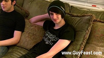Preview 1 of Jerk Voyeurcom - Hardcore gay Aron met William at a club and was convinced to shoot