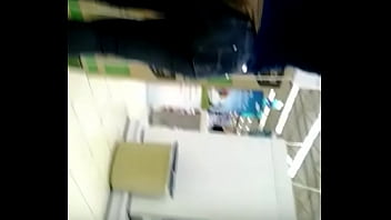 Preview 2 of Porngaxada - gostosinha no supermercado
