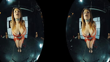 Preview 1 of Red Bull Pussy - Aris Dark luciendose muy erotica en realidad virtual vr