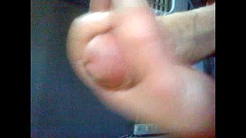 Preview 4 of Strip Downblouse - argentino pajeandose en el micro