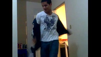 Preview 1 of Vidio Phono - Strip gogo-boy Jo&atilde_o Vitor