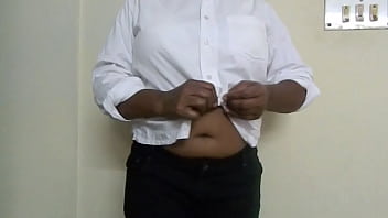 Preview 1 of Boobs Bday Xxx - mallu aunty aparna undressing for her boss.MOV