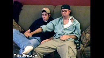 Preview 1 of Friends Momxxz - Twink rides the stiff shlong of a well-hung papi