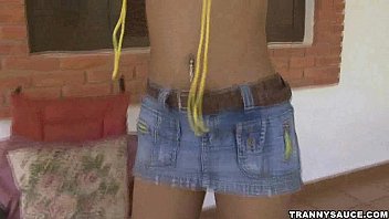 Preview 3 of Porno Cuautla - Sexy latina shemale vixen takes it off outdoors