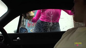 Preview 1 of Dasi Dudu - Sexy girl didn&#039_t feel like washing cars,  so she decided to give a customer a blowjob before getting screwed.