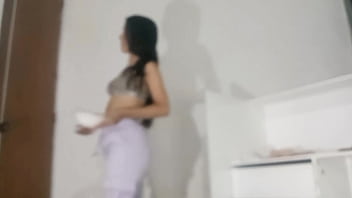 Preview 1 of Mizo Gospel Music Video - MI ESPOSA LLEGA LA CASA PERO LLEGA DE MAL GENIO y ella se pone a limpiar la casa pero solo para QUE YO LE META EL PENE SU APRETADA VAGINA - PORNO EN ESPANOL
