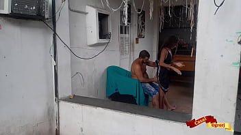 Preview 2 of Maira Xxx Porn - Minha enteada me faz a barba e me da o cuzinho.