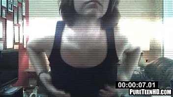 Preview 3 of Pakistani Free Pron - Foxy brunette teenage babe sucking on a hard cock