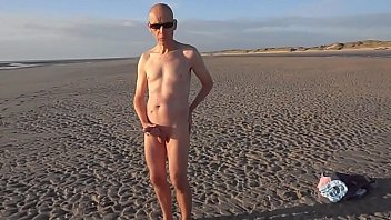 Preview 2 of Mom Selifing - Public Piss&#039_ &amp_ Jerk Off At The Beach ...