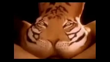 Preview 1 of 45 Years Ladish - Tiger Eating - XVIDEOS.COM