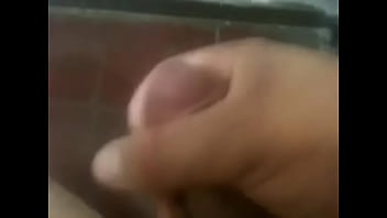 Preview 4 of Forced Moives - Paja en el ba&ntilde_o por Dinora