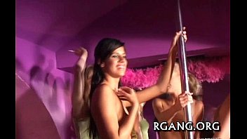 Preview 1 of Teenager Pinay Vedeo Scandal - Stretching blameless pussy