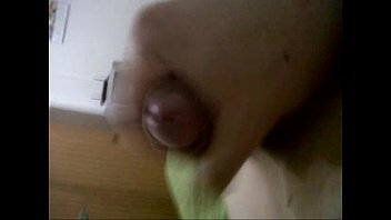 Preview 4 of Neapzoapx - una rica pajita viendo xvideos