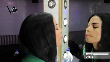 Preview 4 of Aiden Gay - Veena Malik in Vanity Van