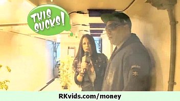 Preview 1 of Chur Me Pani - Wanna see some nudity for cash 22