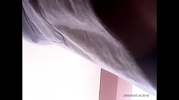 Preview 3 of Woman Wanking Men At Beach - MESERA1.AVI