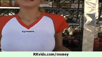Preview 1 of Shoplifters Com Porn - Suck me for money 14