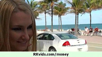 Preview 4 of Brazzes Xxx Video 3gp - Suck me for money 25
