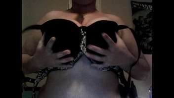 Preview 3 of Arab Hijab Porn Vidio Putar - Striptease