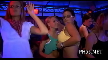 Preview 3 of Andra Xxx - Very hawt gangbang in club