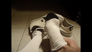 Preview 3 of Korea Girl Sleep Xhamster - my cons &amp_ my feet