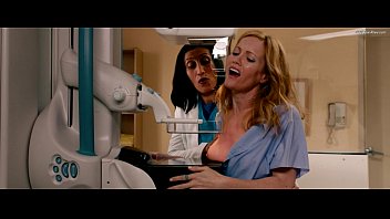Preview 1 of Doule Penis Shemale - Megan Fox &amp_ Leslie Mann - This Is 40 (2012)