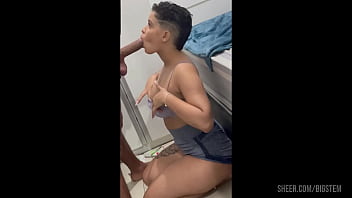 Preview 2 of Girl Cumeat Horse - voltou da academia cheia de tesao , e deu pro namorado do dotado