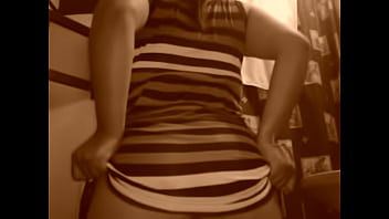 Preview 1 of Granny Fuk Ass - bellas chilenas