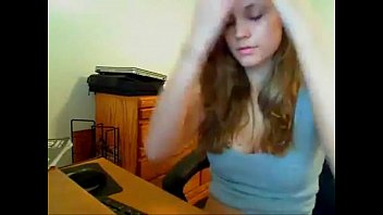 Preview 1 of Apna Number Dijiye - Pendeja por webcam muestra concha y tetas