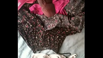 Preview 3 of Hd Mota Mota Ladki Ladka Ka - IMG 1654.MOV