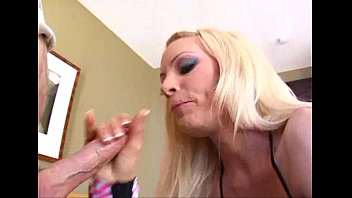 Preview 2 of Boy Pela Peli - [POV]Busty whore gives k. blowjob