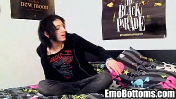 Preview 3 of Mote Phodey - This sexy brunette emo twink is jerking his cock off