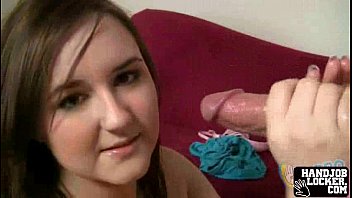 Preview 1 of Mom Sex Enjoy Boy China - Amateur slut handjob