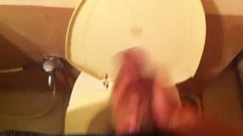 Preview 2 of Sextelguvideos - me again..cumshot