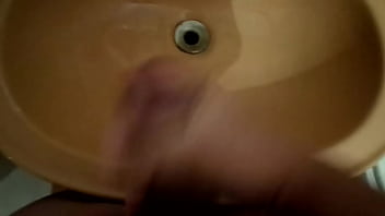 Preview 1 of Ass Swingerler - Batendo uma punheta e gozando