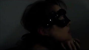 Preview 1 of Natural Vidoescoverge - Coroa Safada