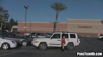 Preview 1 of Abg Paksa Perkosa Sekolah - Sexy brunette teen sucking a cock in the parking lot