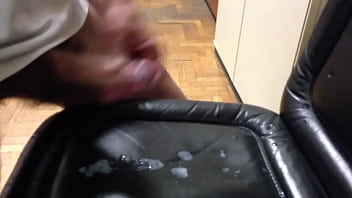 Preview 3 of Mature Webcam Milf - sborrata handjob.MOV
