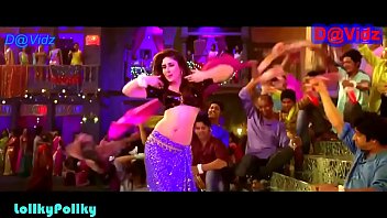 Preview 1 of Mr Bean Sexy - Kareena Hottest Navel Show