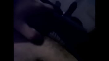 Preview 1 of Xukntwvgg - ARGENTINO CORDOBES SE HACE LA PAJA EN LA CAMA 3