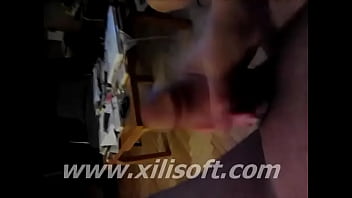 Preview 3 of Sqiun - Gf giving a handjob